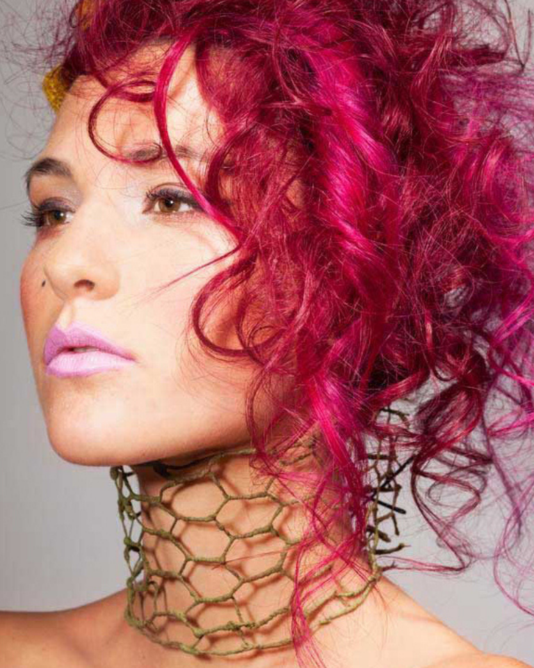 There are many reasons to choose hair products at the salon that you visit.